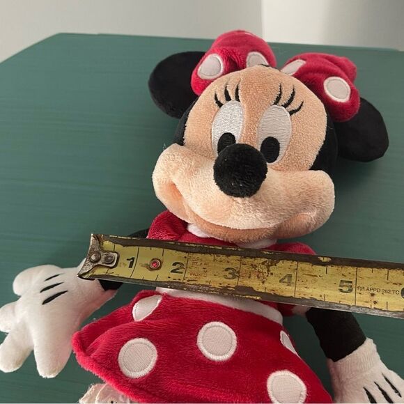 Minnie Mouse Disney Parks stuffed toy - Picture 3 of 8